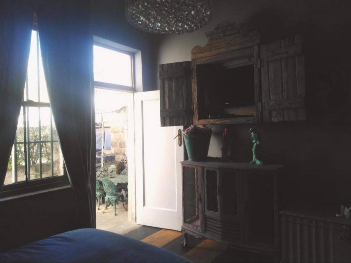 The Green Acorn Guest House Ficksburg Esterno foto